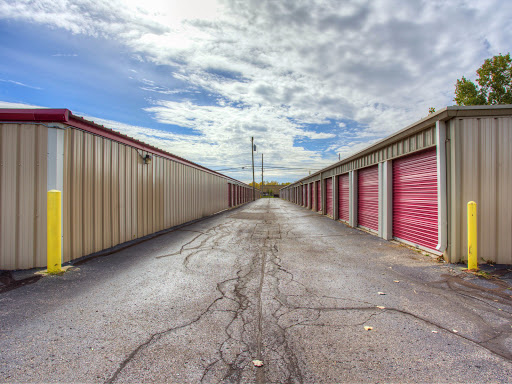 Self-Storage Facility «CubeSmart Self Storage», reviews and photos, 29180 Van Born Rd, Westland, MI 48186, USA