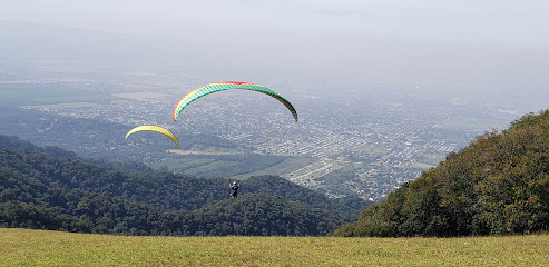 Loma Bola Vuelo y Aventura - Parapente