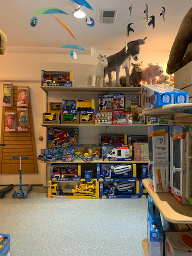 Toy Store «Tugooh Toys», reviews and photos, 1355 Wisconsin Ave NW, Washington, DC 20016, USA