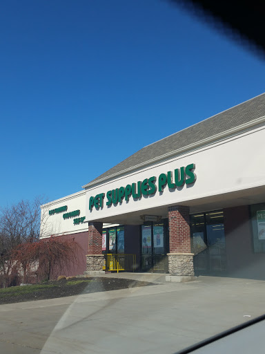 Pet Supplies Plus, 30450 Lakeshore Blvd, Willowick, OH 44095, USA, 