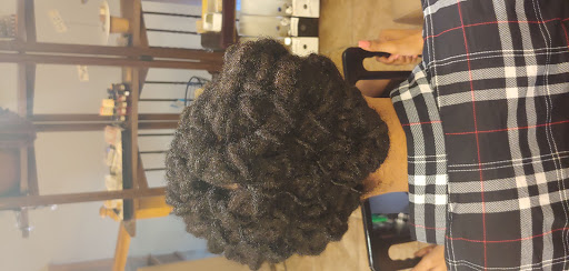 Hair Salon «Twisted Rootz Natural Hair Care Salon», reviews and photos, 2903 Oakland Ave, Greensboro, NC 27403, USA