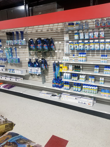 Pet Supply Store «Pet Quarters», reviews and photos, 486 Payne Rd, Scarborough, ME 04074, USA