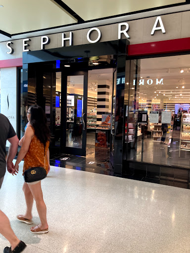 Shopping Mall «Towson Town Center», reviews and photos, 825 Dulaney Valley Rd, Towson, MD 21204, USA