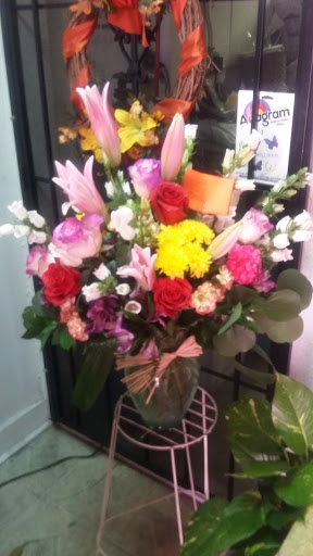 Florist «Flowers by Monica», reviews and photos, 9210 Homestead Rd a, Houston, TX 77016, USA