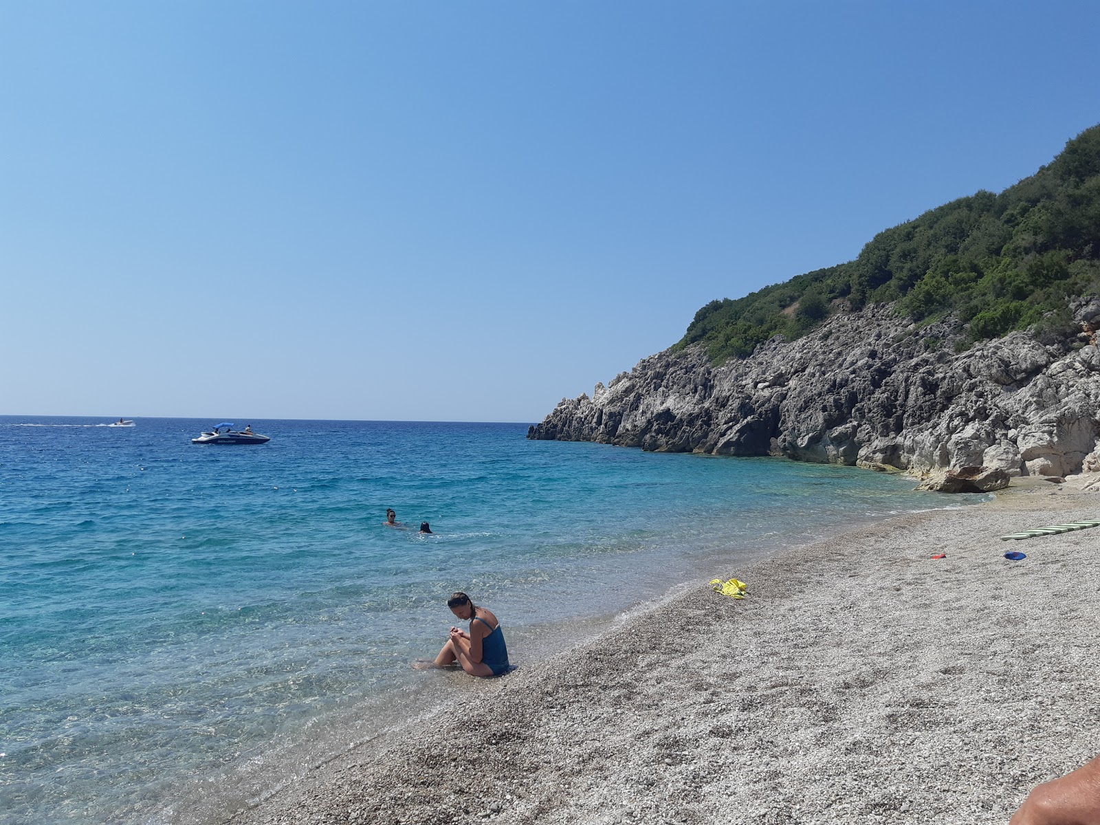 Photo de Marac Beach avec #43