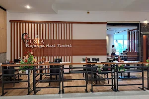 Fusia Rajanya Nasi Timbel - Pakuwon City Mall image