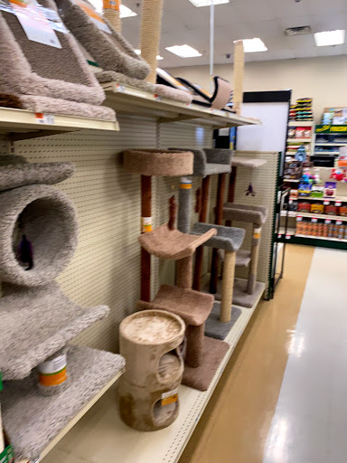 Pet Supply Store «Pet Supplies Plus», reviews and photos, 1960 Jericho Turnpike, East Northport, NY 11731, USA