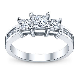 Jewelry Store «Lasker Jewelers Eau Claire, WI», reviews and photos, 3705 S Oakwood Mall Dr, Eau Claire, WI 54701, USA