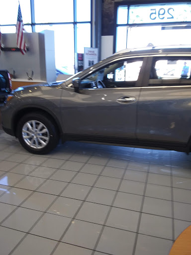 Nissan Dealer «Henderson Nissan», reviews and photos, 295 Auto Mall Dr, Henderson, NV 89014, USA