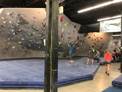 Rock Climbing Gym «Central Rock Gym», reviews and photos, 127 Smith Pl, Cambridge, MA 02138, USA