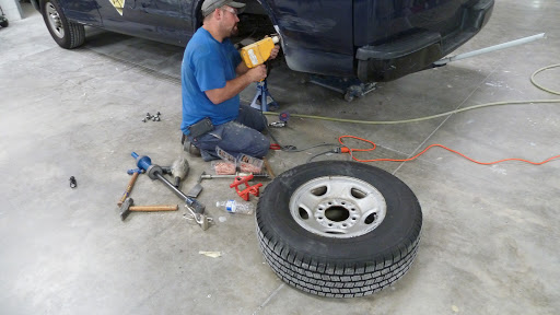 Auto Body Shop «To A T Bodyworks», reviews and photos, 2097 Carter Gallier Blvd, Powhatan, VA 23139, USA