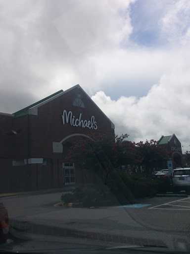 Craft Store «Michaels», reviews and photos, 1412 Greenbrier Pkwy Ste 123, Chesapeake, VA 23320, USA