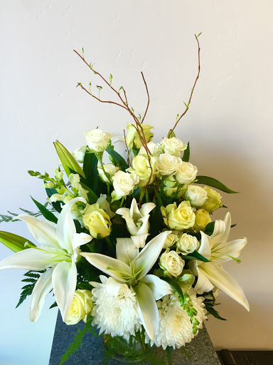 Florist «Elite Flowers and Gifts», reviews and photos, 20280 N 59th Ave #116, Glendale, AZ 85308, USA