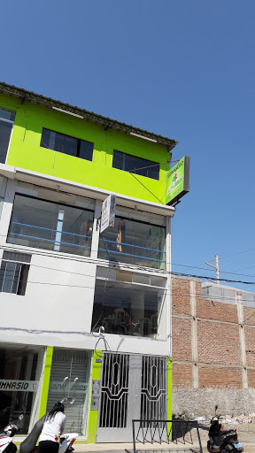 Gimnasios con piscina en Trujillo