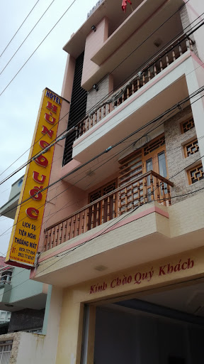 Nhà nghỉ Hùng Quốc