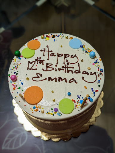 Pastry Shop «Bittersweet Pastry Shop & Cafe», reviews and photos, 1114 W Belmont Ave, Chicago, IL 60657, USA