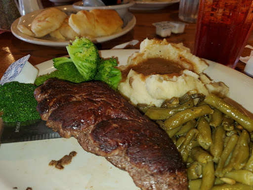 American Restaurant «Cracker Barrel Old Country Store», reviews and photos, 1824 W Lucas St, Florence, SC 29501, USA