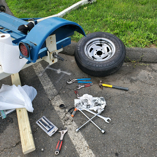 Auto Parts Store «NAPA Auto Parts - J&P Lostocco Auto Parts Inc», reviews and photos, 78 Triangle St #1, Danbury, CT 06810, USA