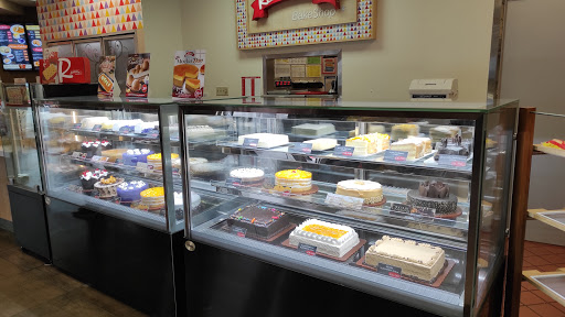 Shopping Mall «Vallejo Plaza Shopping Center», reviews and photos, 3325 Sonoma Blvd, Vallejo, CA 94590, USA