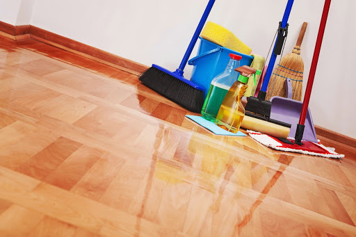 Paredes Cleaning Services in Bakersfield, California