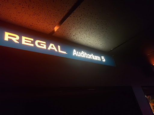 Movie Theater «Regal Cinemas Independence 10», reviews and photos, 1210 Independence Ave, Akron, OH 44310, USA