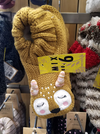 Shoe Store «DSW Designer Shoe Warehouse», reviews and photos, 2921 Rio Grande Blvd #100, Euless, TX 76039, USA