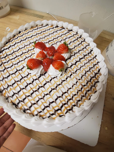 Grocery Store «Juarez Baking», reviews and photos, 1068 N Waco Ave, Wichita, KS 67203, USA