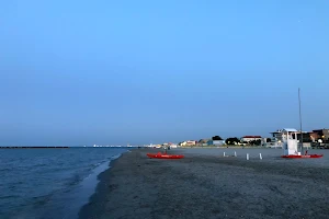 Spiaggia Libera Igea Marina image