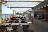 Atmosphère du Restaurant Le 6 plage à Grimaud - n°6
