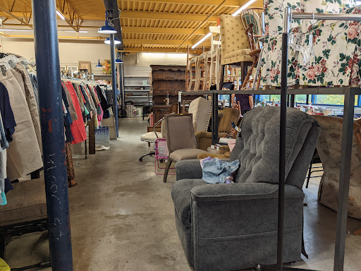 Thrift Store «Island Thrift», reviews and photos, 1800 NY-112, Medford, NY 11763, USA