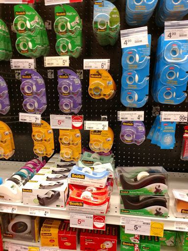 Office Supply Store «Staples», reviews and photos, 755 Lancaster Ave, Bryn Mawr, PA 19010, USA