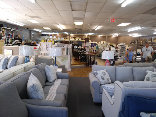 Mattress Store «Discount Furniture and Mattress Outlet», reviews and photos, 118 Mathews Dr, Hilton Head Island, SC 29926, USA