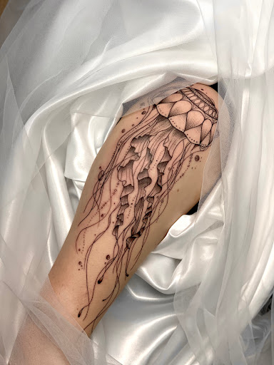 Alexandra Natura Tattoo Studio