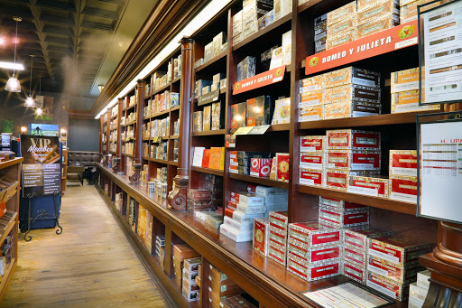 Tobacco Shop «JR Cigar», reviews and photos, 28815 Northwestern Hwy, Southfield, MI 48034, USA