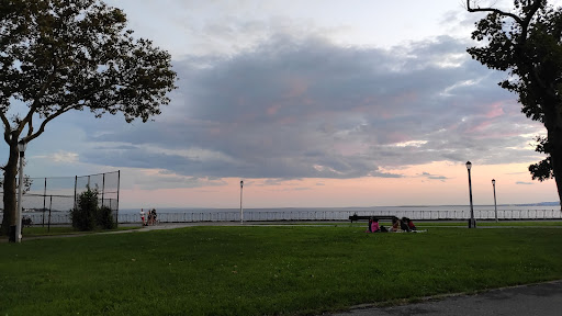 Park «Bensonhurst Park», reviews and photos, Cropsey Ave, Brooklyn, NY 11214, USA