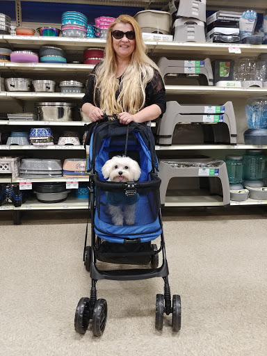 Pet Supply Store «PetSmart», reviews and photos, 60 NJ-17, Paramus, NJ 07652, USA