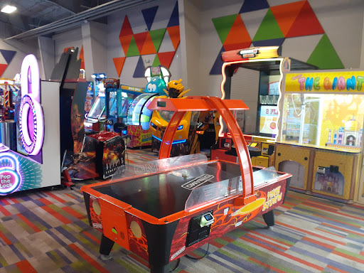 Amusement Center «Boondocks Food & Fun Northglenn», reviews and photos, 11425 Community Center Dr, Northglenn, CO 80233, USA