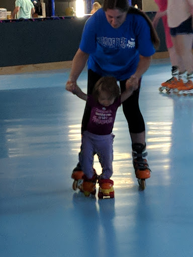 Amusement Center «High Roller Skating Center of La Crosse», reviews and photos, 3624 East Ave S, La Crosse, WI 54601, USA