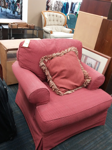 Thrift Store «Goodwill Bailey Bridge Retail Store», reviews and photos, 11749 Hull Street Rd, Midlothian, VA 23112, USA