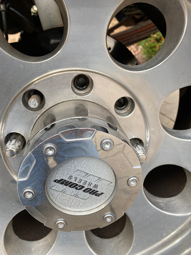 Auto Repair Shop «Meineke Car Care Center», reviews and photos, 4609 George Washington Memorial Hwy, Grafton, VA 23692, USA