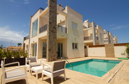 MedCasa Mediterranean Homes, Ihr deutscher Immobilienmakler an der Costa Blanca-Alicante seit 1999! en Formentera del Segura