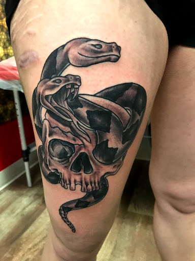 Explore know your worth tattoo ideas, creative tattoo ideas in Beaverton, available at Tattoo 42