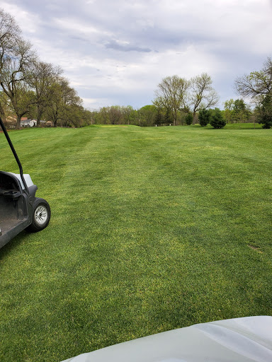 Golf Course «Bright Grandview Golf Course», reviews and photos, 2401 E 29th St, Des Moines, IA 50317, USA