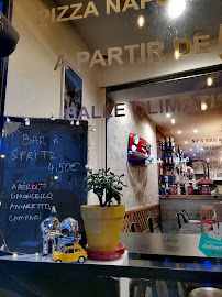 Atmosphère du Restaurant italien Lo Sfizio à Paris - n°3