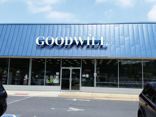 Thrift Store «Goodwill Store and Donation Center», reviews and photos, 2025 E Market St, Harrisonburg, VA 22801, USA
