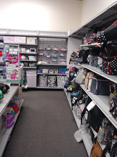Clothing Store «Burlington Coat Factory», reviews and photos, 1300 N Larkin Ave, Joliet, IL 60435, USA