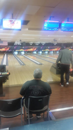 Bowling Alley «Game of Fairfeld», reviews and photos, 5181 Dixie Hwy, Fairfield, OH 45014, USA