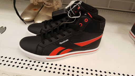 Clothing Store «Ross Dress for Less», reviews and photos, 11720 Medlock Bridge Rd, Johns Creek, GA 30097, USA