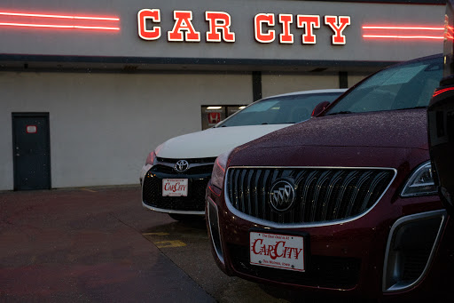 Used Car Dealer «Car City Inc», reviews and photos, 4550 Merle Hay Rd, Des Moines, IA 50310, USA