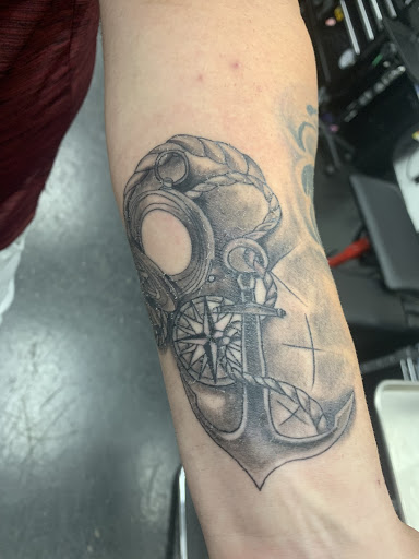 Tattoo Shop «Golden State Tattoo», reviews and photos, 13518 Harbor Blvd A4, Garden Grove, CA 92843, USA